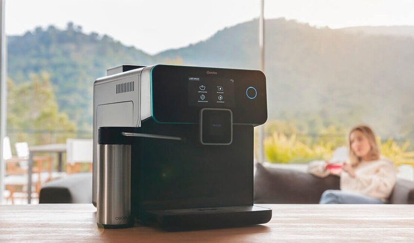 CECOTEC Cumbia Power Matic-ccino 9000 Touch Serie Nera