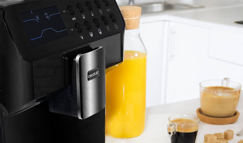 CECOTEC Cumbia Power Matic-ccino 7000 Serie Nera