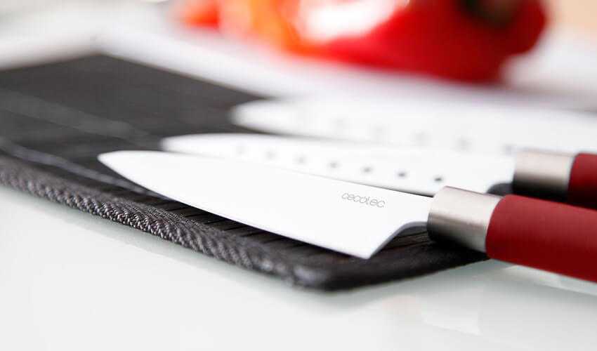 CECOTEC 4 Santoku Ceramic-Coated Kit